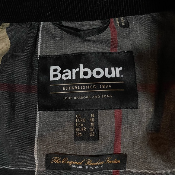 Barbour Highclere Hooded Waxed Jacket - Picture 4 of 6